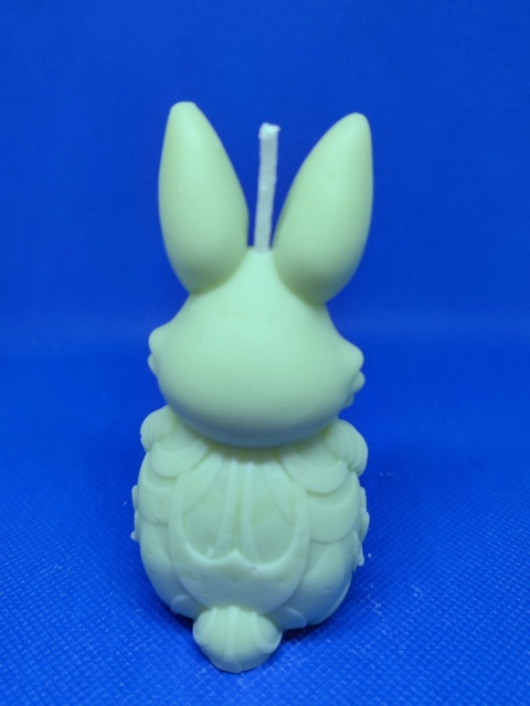 Świeca sojowa Królik wielkanocny (kolor jasny zielony)