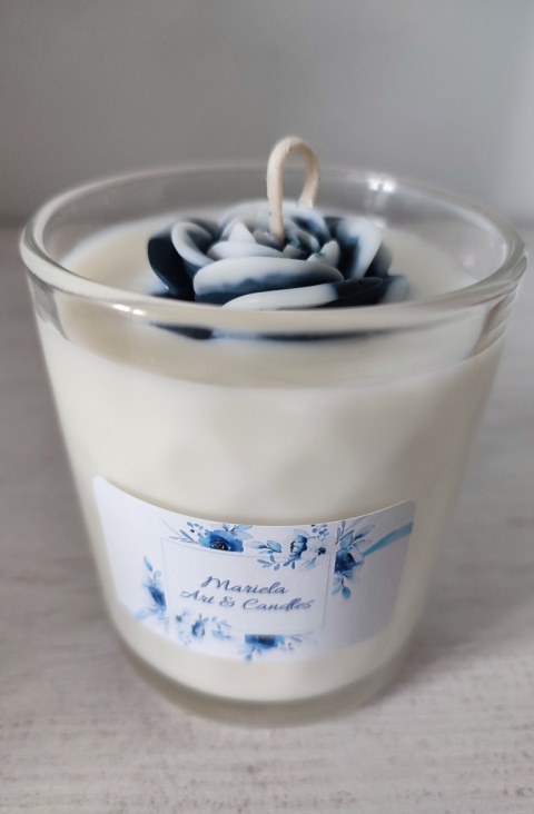 Ręcznie robiona świeca zapachowa